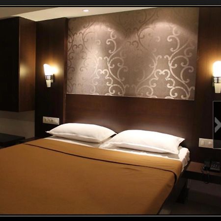Hotel Aashraya Mysore Eksteriør bilde